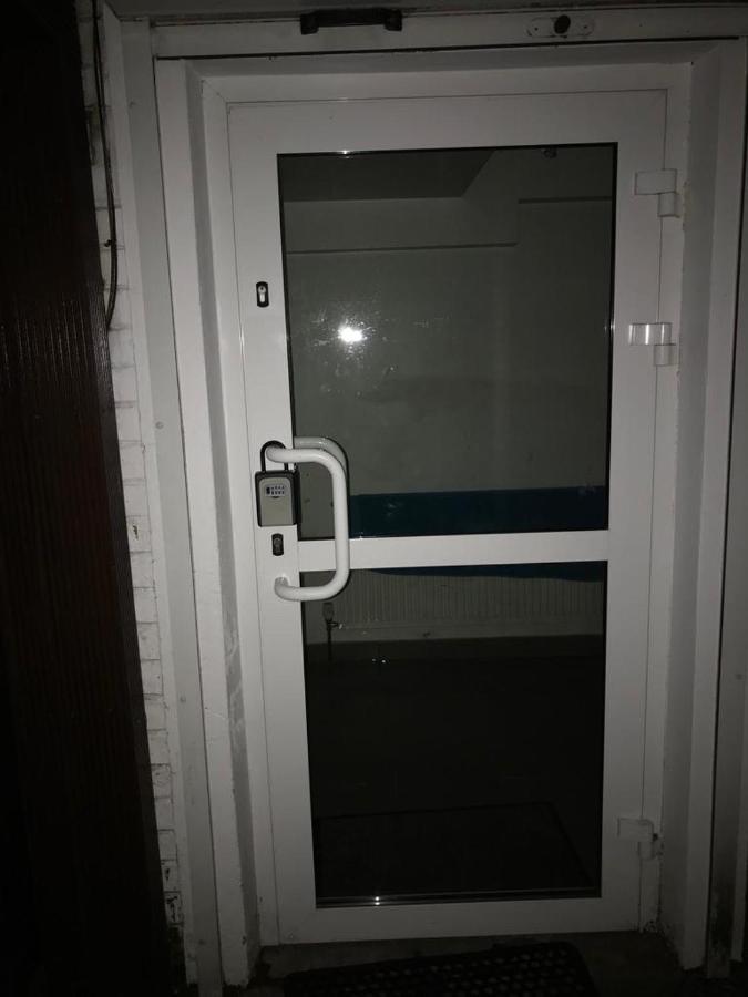 West Kensington 3 Bedroom Apartment 런던 외부 사진